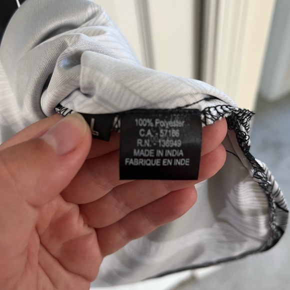 Tango Mango Palm Print Short-Sleeved Blouse - Picture 3 of 4